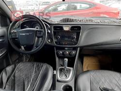 Chrysler 200